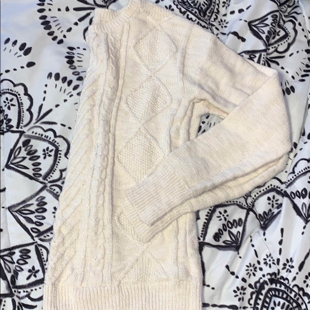 MOSSIMO Sweater